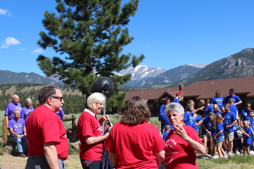 Family gathers for photos at YMCA of Rockies Estes Park