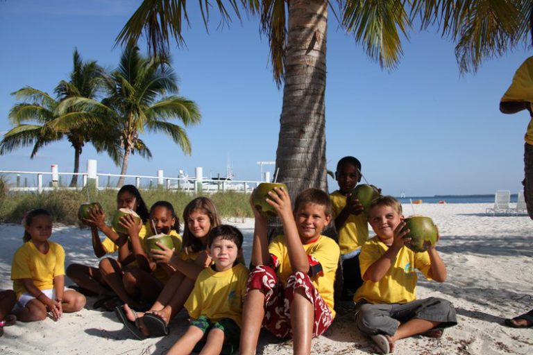 Eileen tours the Bahamas and meets the locals