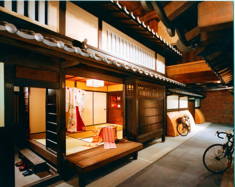 To Boston’s children’s museum celebrating 100 years of the power of play