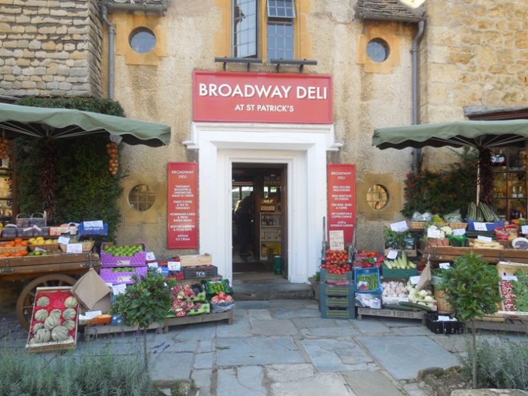 Walking in the Cotswolds – so much for families to see and do