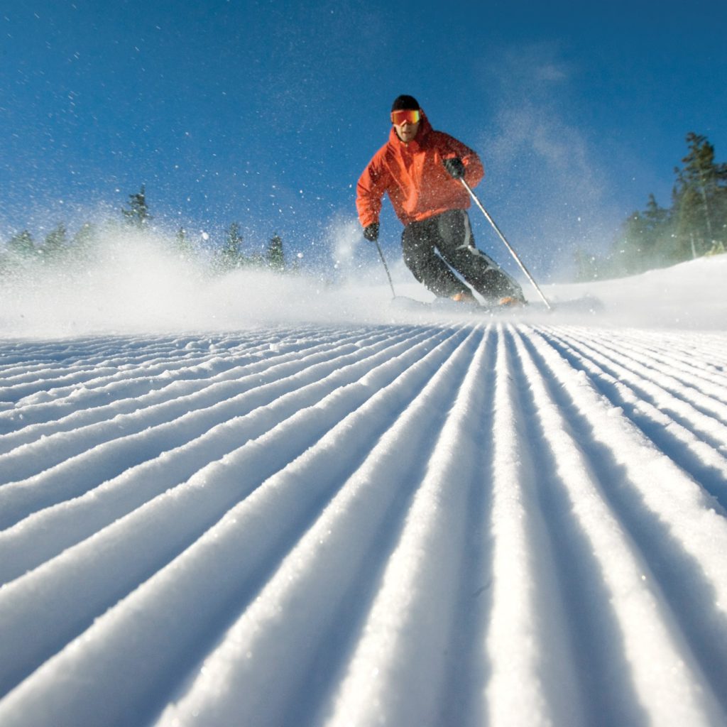 Downhill skiing in Maine