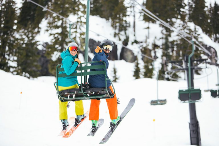 Tips for Teaching Your Kids to Ski