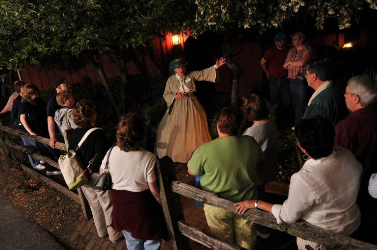 Family gatherings at Gettysburg for 150th anniversary of Lincoln’s address