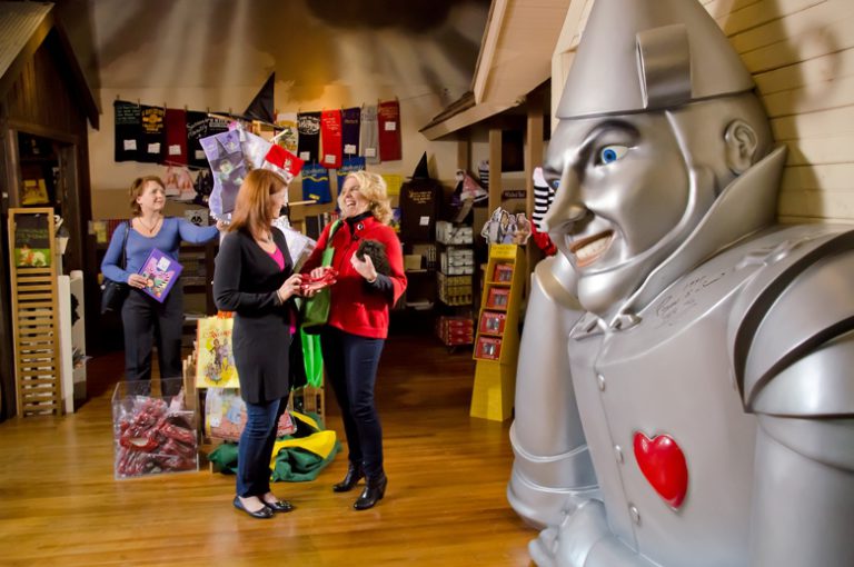 Travel Writers conference showcases the best of the Midwest in autumn