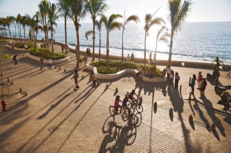 Promenade in Puerto Vallarta