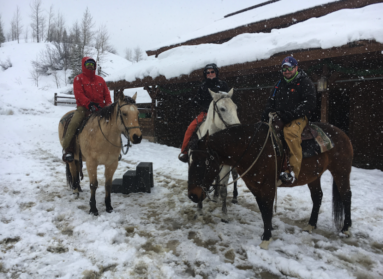 Snow Shoeing, Back Country skiing and horseback – Vista Verde Guest Ranch