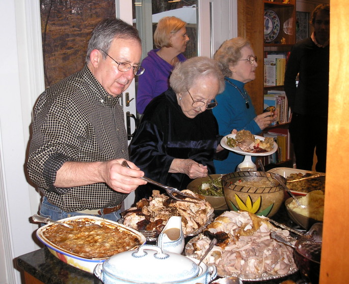 Hosting family for Thanksgiving is no picnic — some survival tips