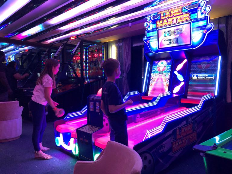 Sailing To Grand Bahamas Island With The Kids: Bahamas Paradise Cruise Line