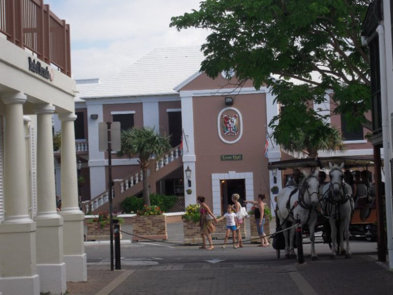 Sailing Home from Bermuda