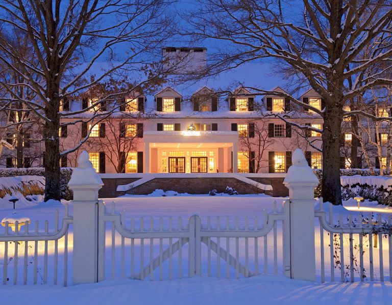 Best Family Getaways to Light Your Winter