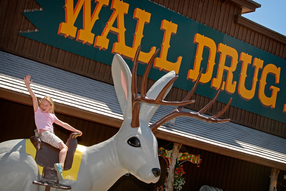 Wall Drug (Black Hills and Badlands Tourism Association)