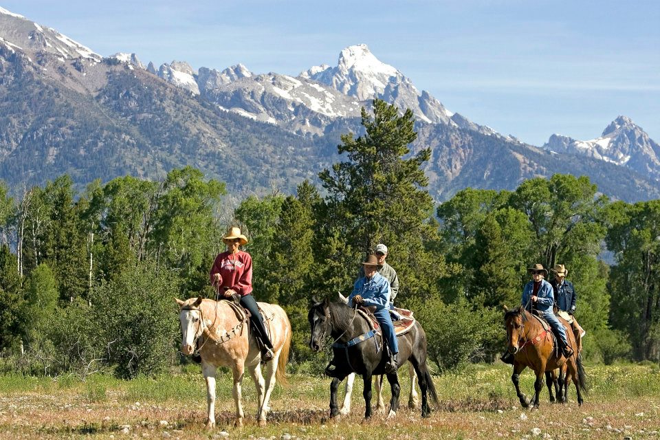 R Lazy S Trail Ride Family