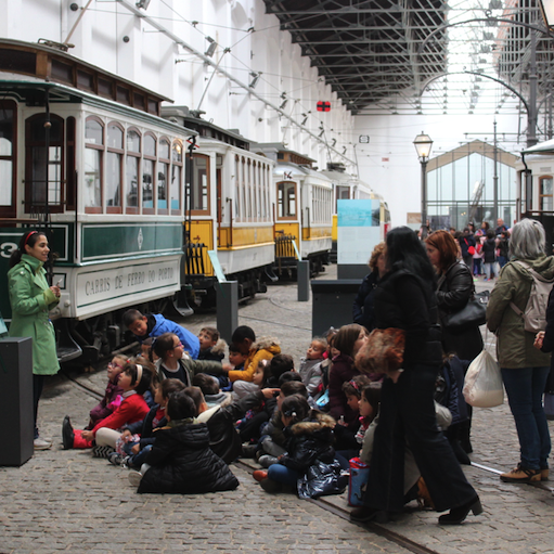 School field trip to the Electric Trolley Museum in Porto