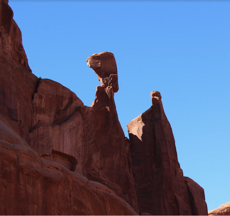 One of the many precariously balances rocks in Arches National Park