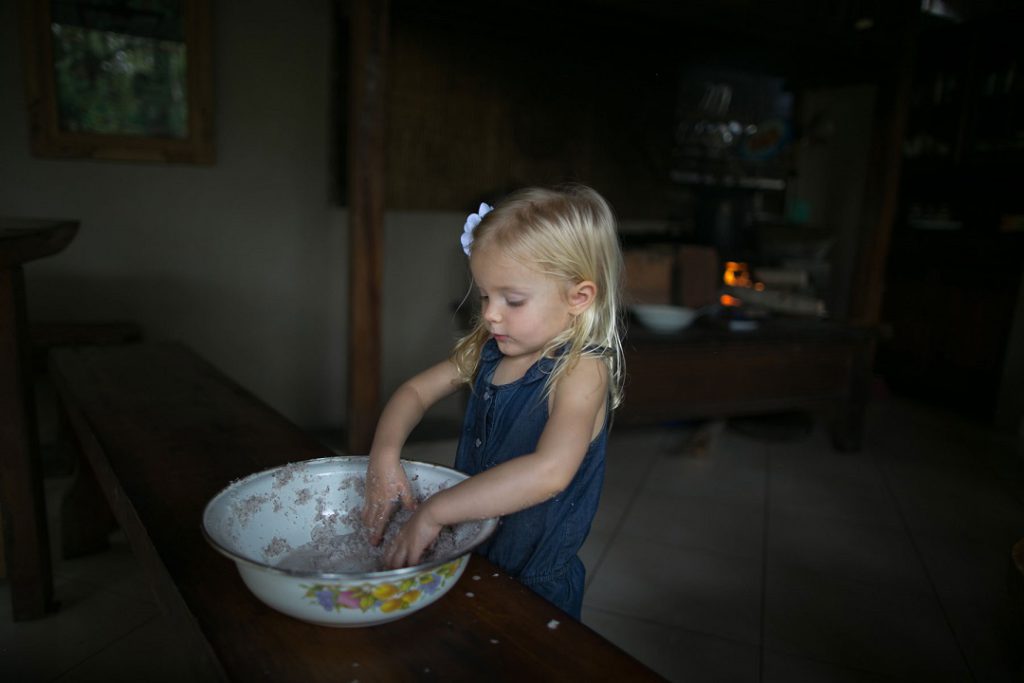 Traveling Spoon connects travelers with food experiences, including homecooked meals with locals in their homes around the world