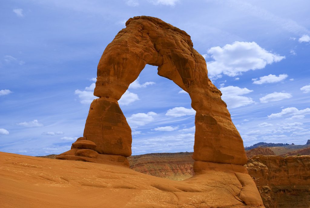 Delicate Arch in Arches National Park in Moab, Utah.