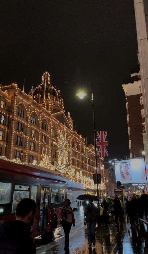 Harrods in all it's holiday-themed glory