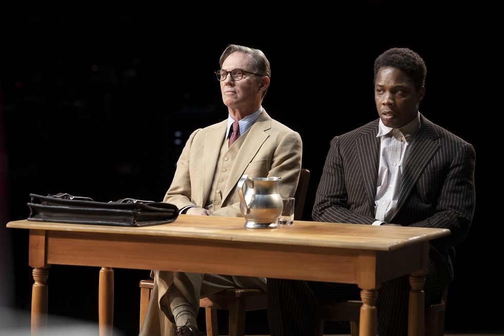 Richard Thomas as Atticus Finch and Yaegel T. Welch as Tom Robinson (Photo by Julieta Cervantes)