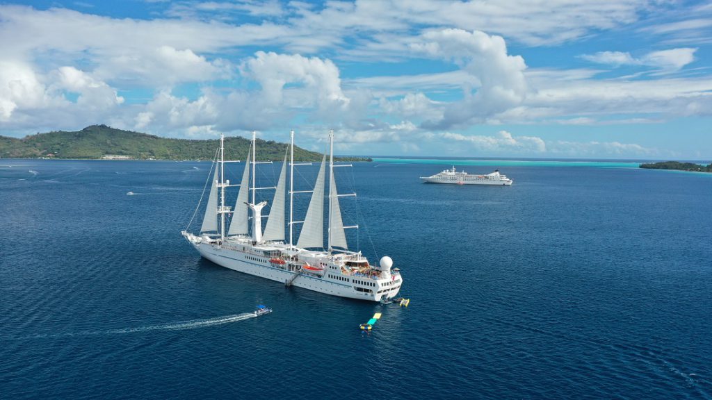 Spirit Breeze Windstar ship, Tahiti