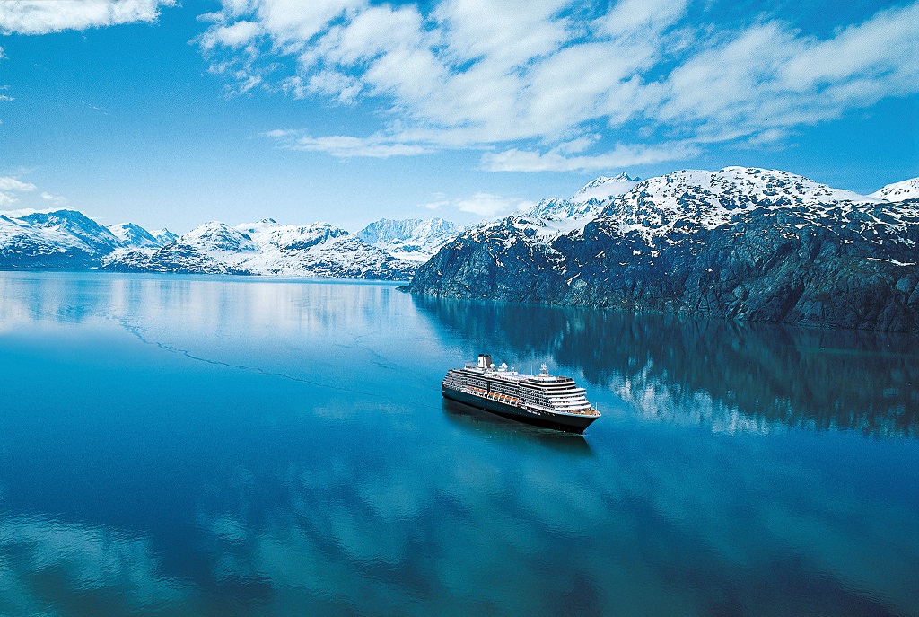 Holland America's Westerdam in Glacier Bay