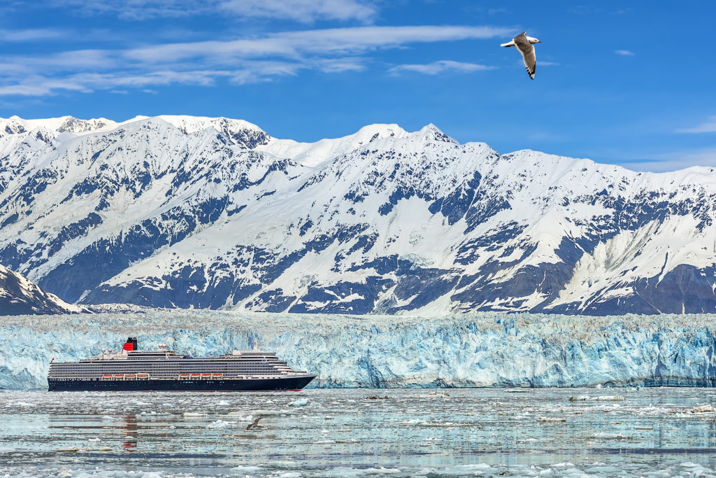 Cunard's Queen Elizabeth at the Hubbard Glacier