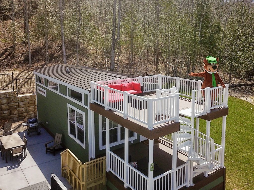 Rooftop views from this Camp Jellystone Cabin in Mt Petoskey in Maine