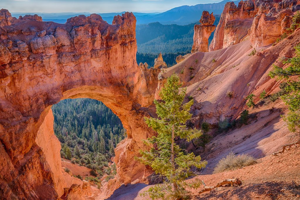 Natural Arch, Bryce Canyon National Park