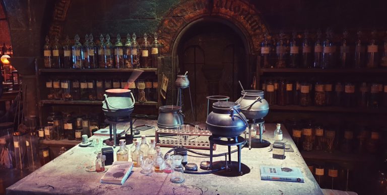 Harry Potter Warner Brothers studio tour outside of London