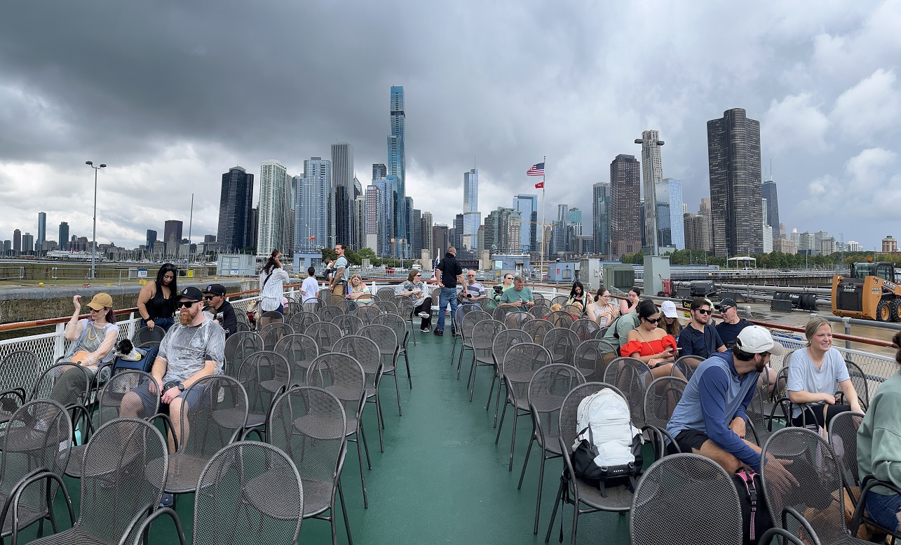 Mercury Cruise on Lake MIchigan and Chicago River (with dogs)