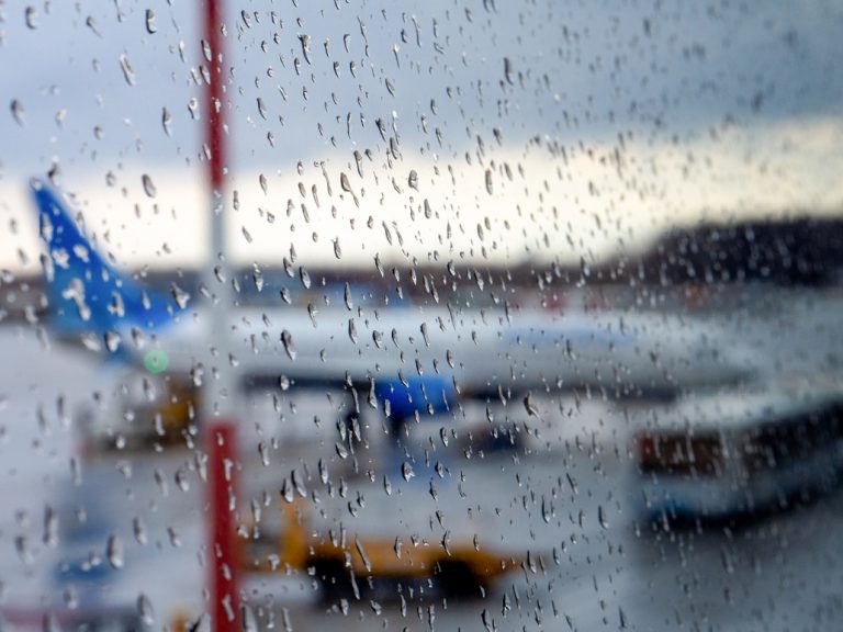 How to cope with holiday travel stress