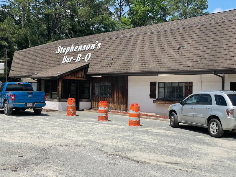 Stephenson's Bar-B-Q, Willow Spring