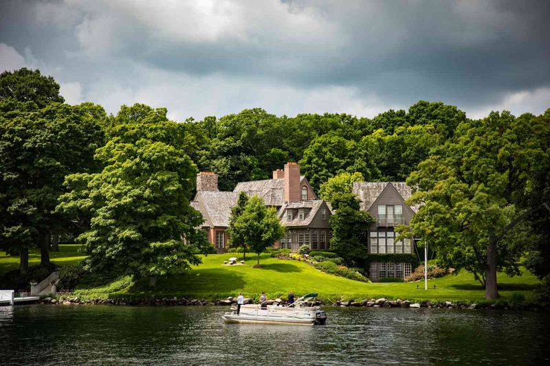 A Lakeside Escape Known For Its Crystal-Clear Water And Resort-Town Calm