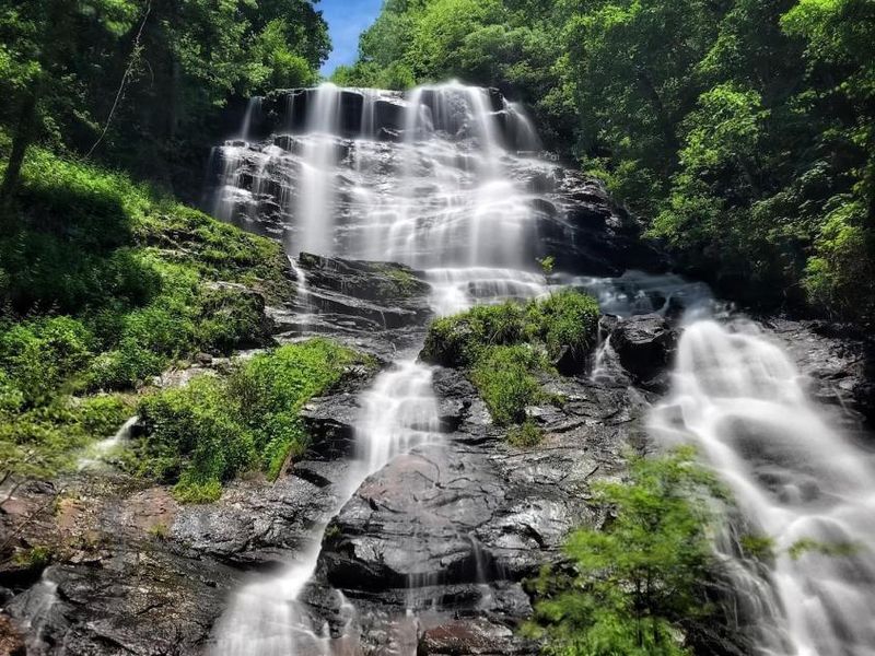 Gateway To The Chattahoochee National Forest