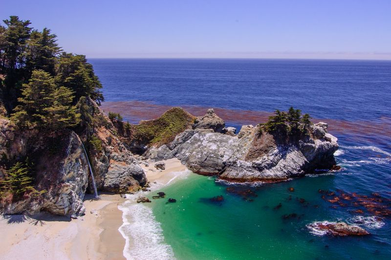 A No-Beach-Access Waterfall Preserved For Safety And Conservation