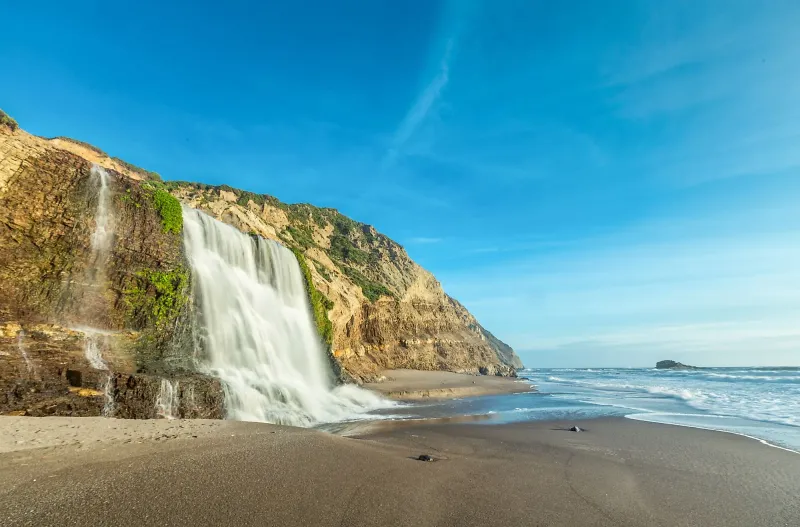 One Of The Only Ocean-Falling Waterfalls In The Entire United States