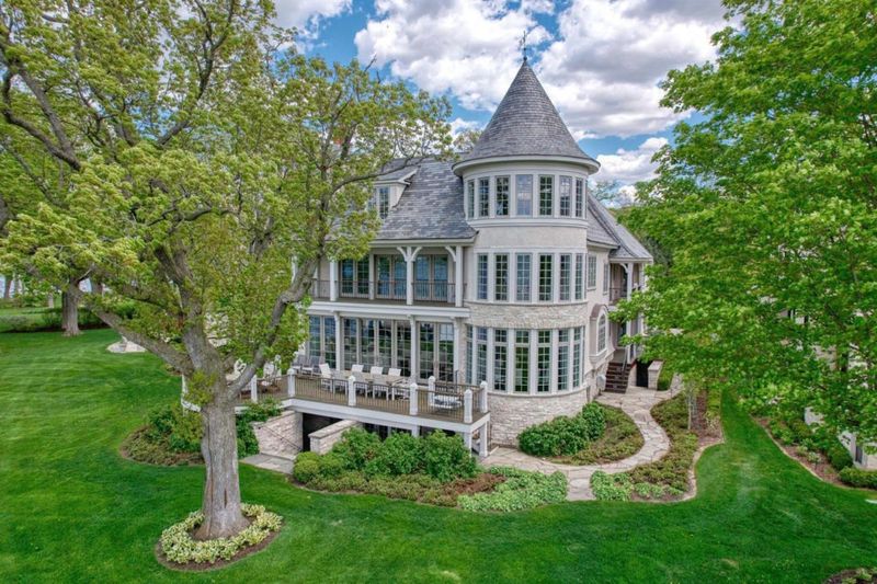 Historic Mansions And Lakeside Estates That Add Storybook Scenery