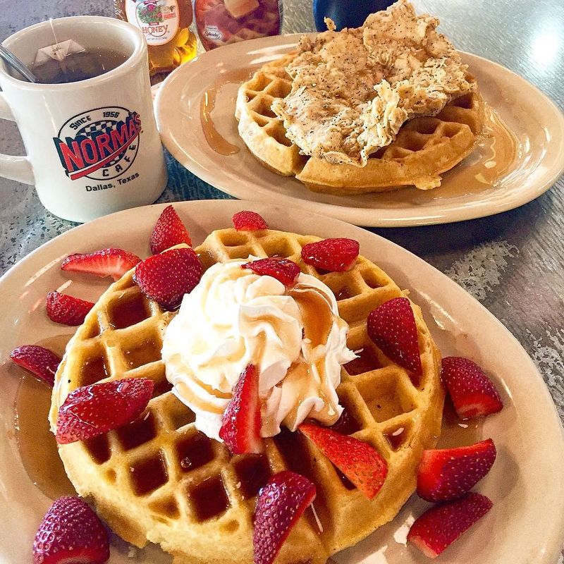 Proof That Classic Texas Diners Still Matter In The Modern Food Era