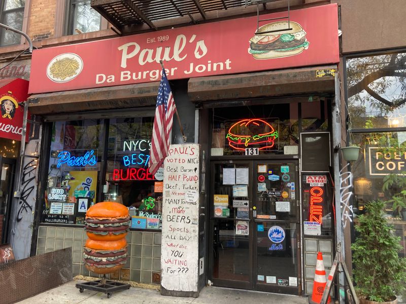 Paul’s Da Burger Joint