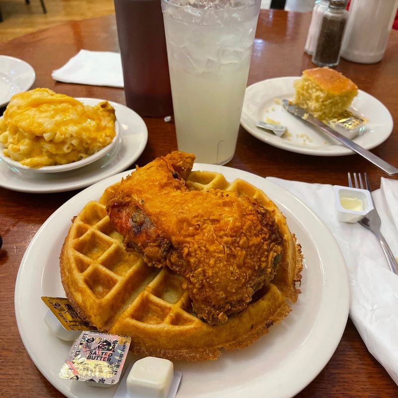 Okis Soul Food Restaurant NYC