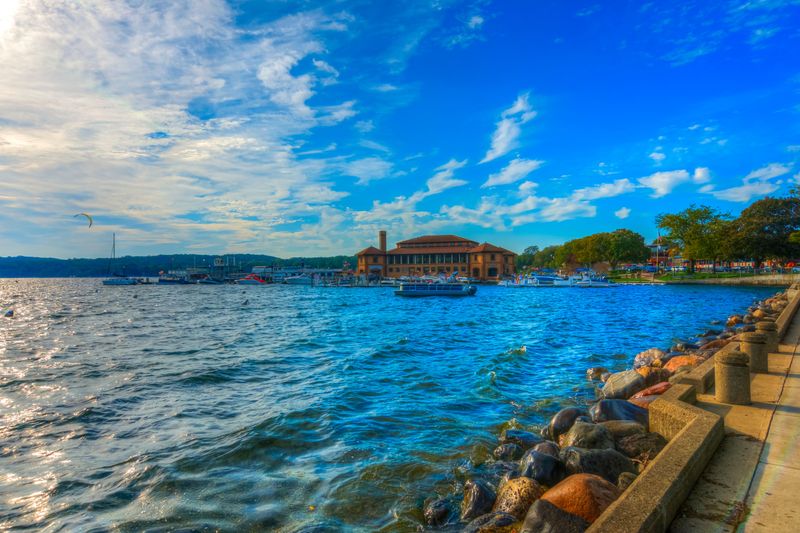 Riviera Beach: A Classic Spot For Sunbathing And Easy Lakefront Relaxation