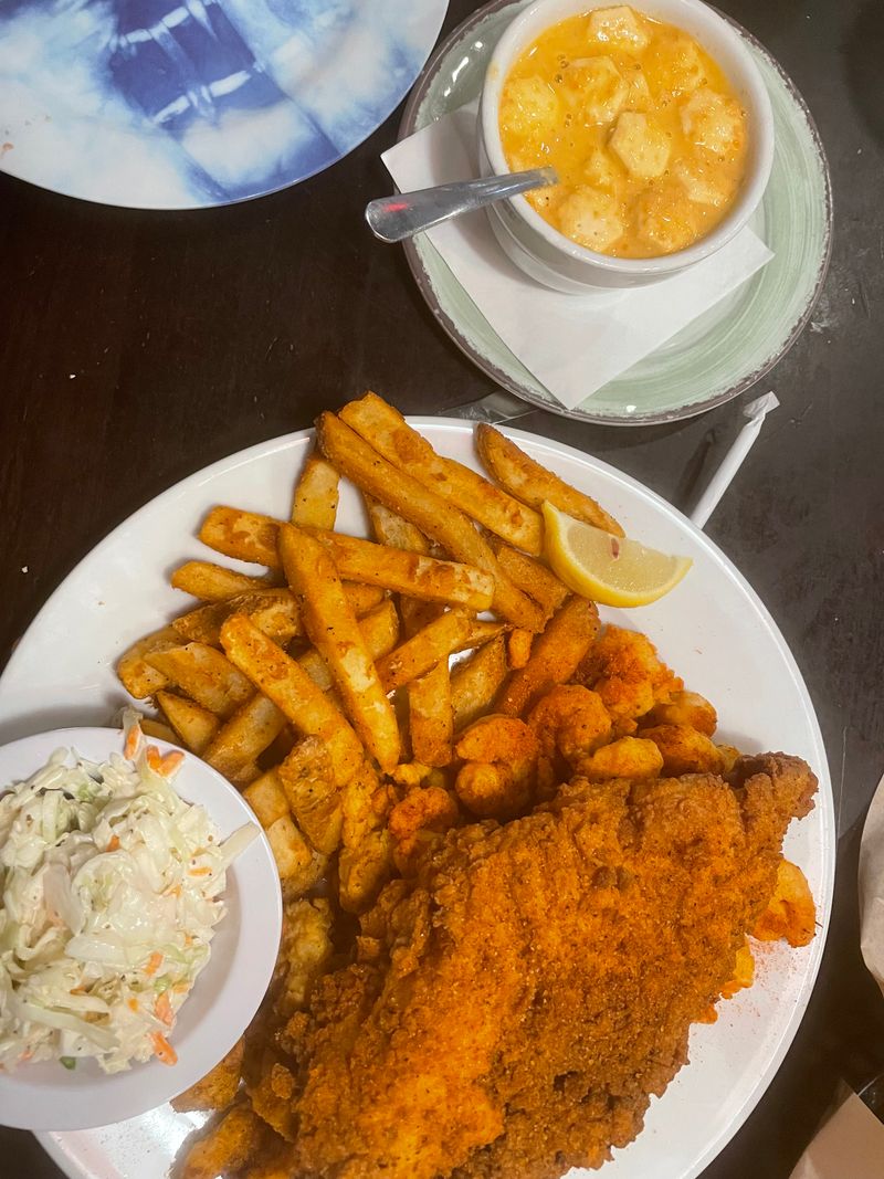 Fish Bites Seafood Restaurant (Carolina Beach Rd Area, Wilmington)