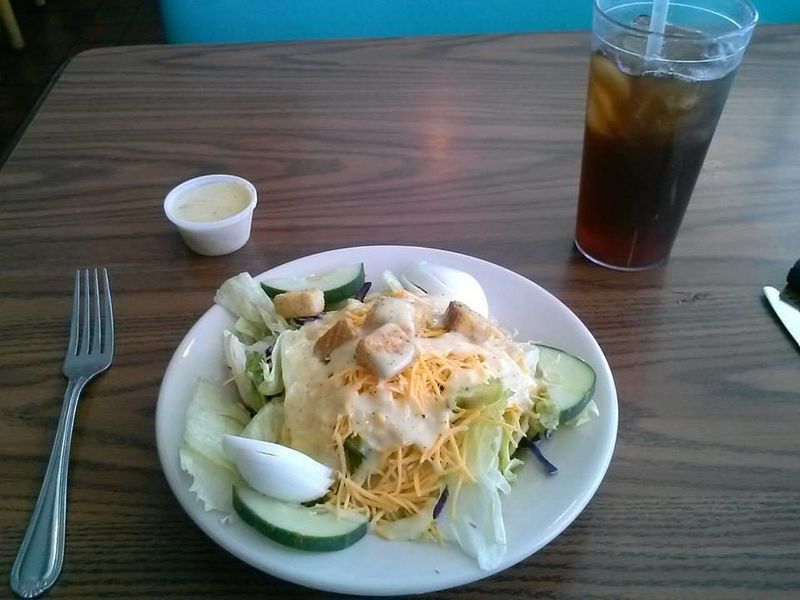 Dee's 50's Place Diner