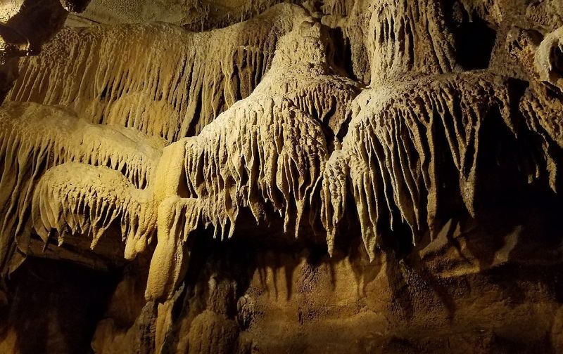 Floyd Collins' Crystal Cave In Hart County