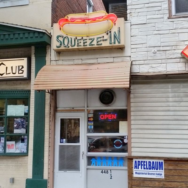 The Squeeze-In (Sunbury)