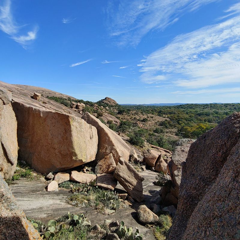 Enchanted Rock Secret Cave (Fredericksburg)