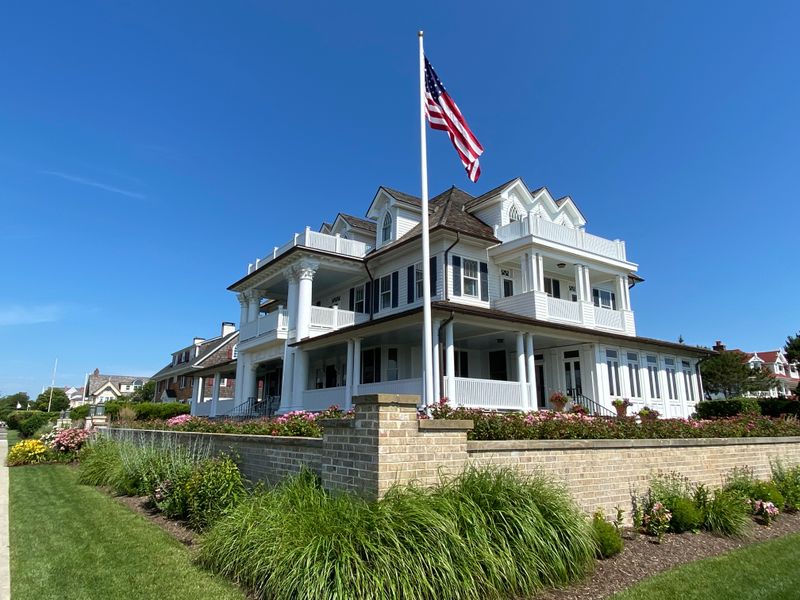 Historic Victorian Homes Turn Every Neighborhood Into a Scenic Drive