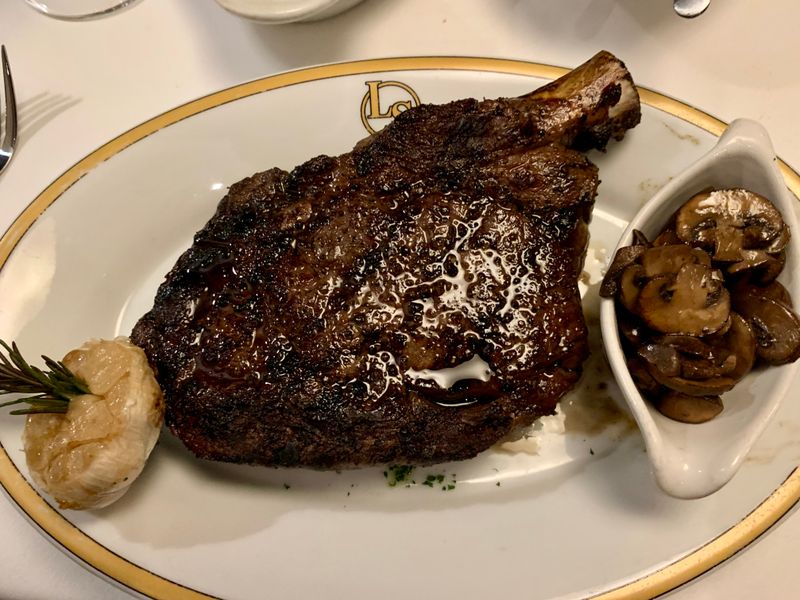 Larsen's Steakhouse (Various SoCal locations)