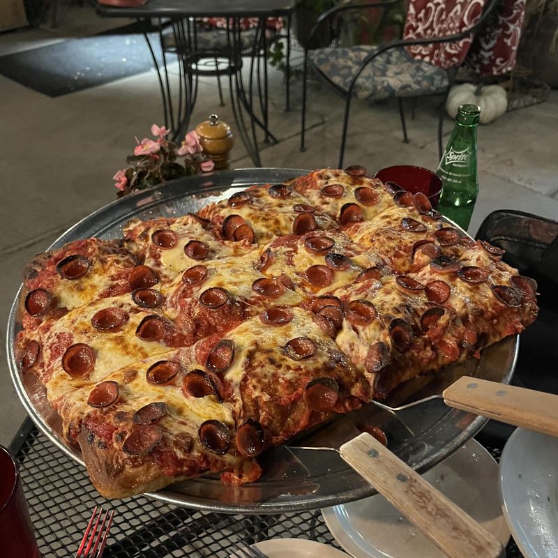 Rosalee's Pizzeria (Longmont)