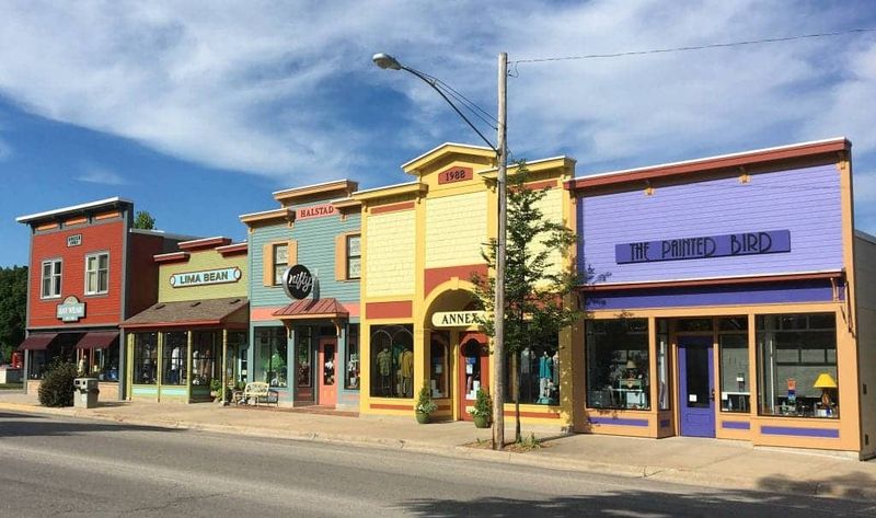 Fresh Food & Local Flavour