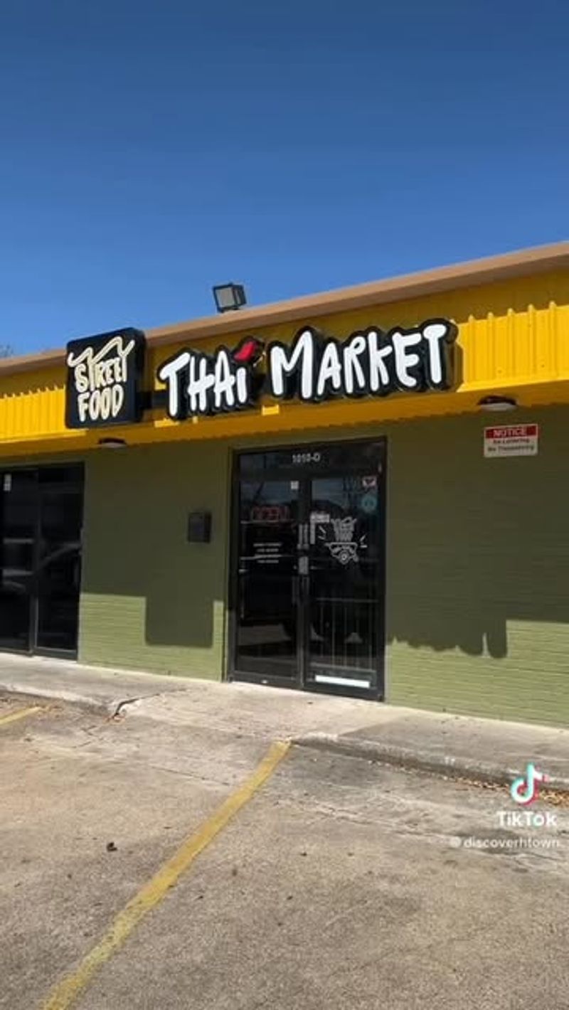 Street Food Thai Market